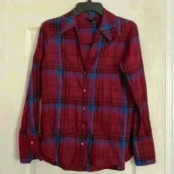 Paige flannel with vneck - Picture 1 of 5